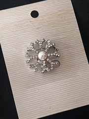 Snow flake pin